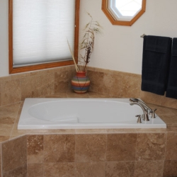 bathtub-tile-surround-04ca93b98f5c11c4d173b226fa609634 Master Bath Remodel (Highlands Ranch, CO)