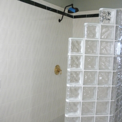 ugly-glass-block-shower-18c4562d2e2136e3206625379e0cf7d9 Parker CO Bathroom Renovation